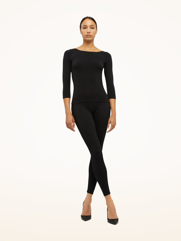 Shimmering Form Fit Pullover